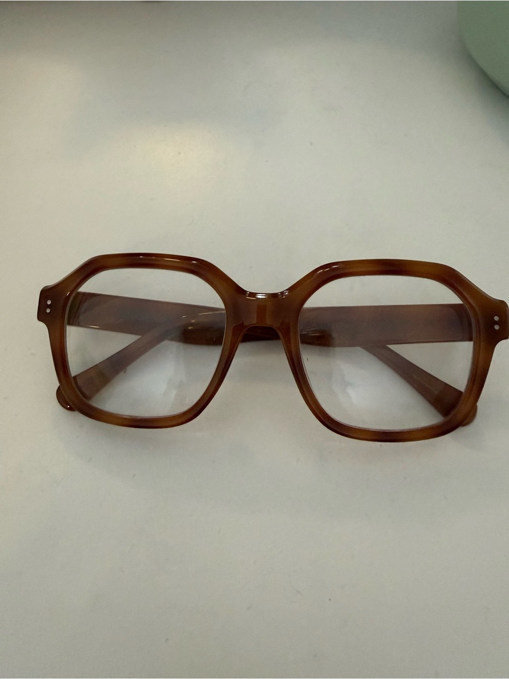 Classic Oversized Brown Tortoiseshell Sunglasses